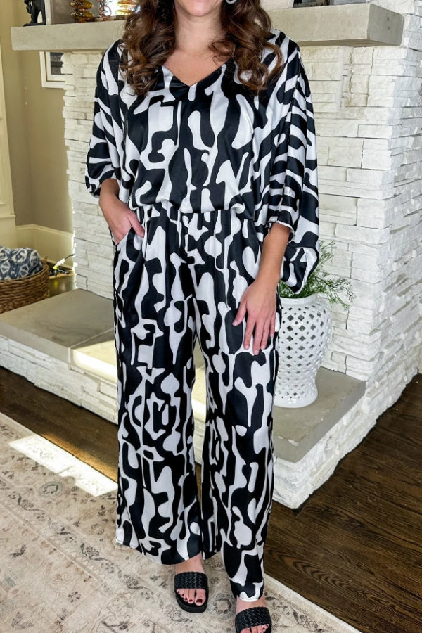 White & Black Printed Dolman Sleeve Jumpsuit